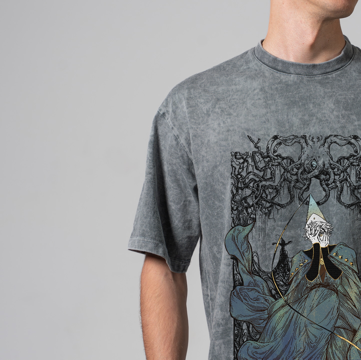 QUIFREY OVERSIZE ТЕНИСКА - WITCH HAT ATELIER